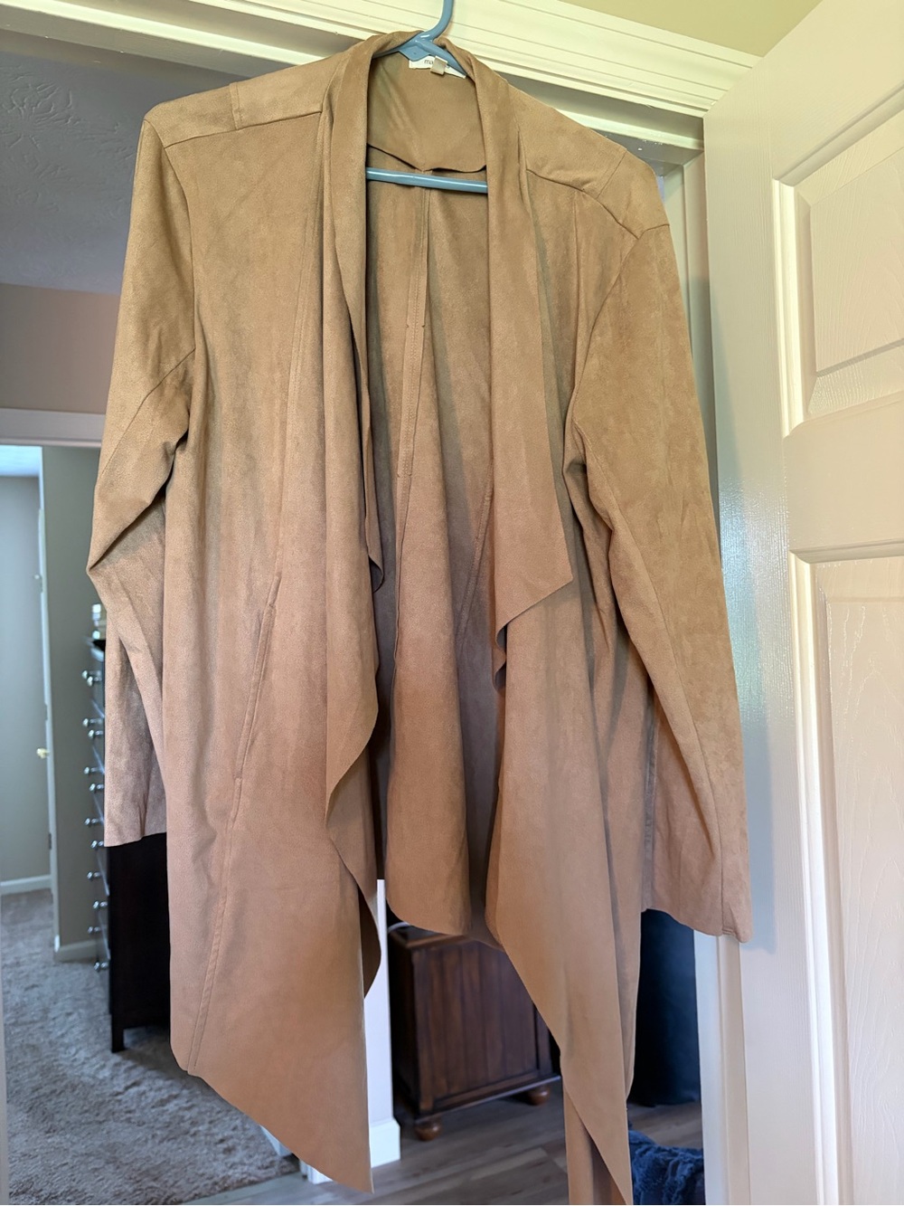 Women’s Lightweight Open-Front Draped suede cardigan - Tan